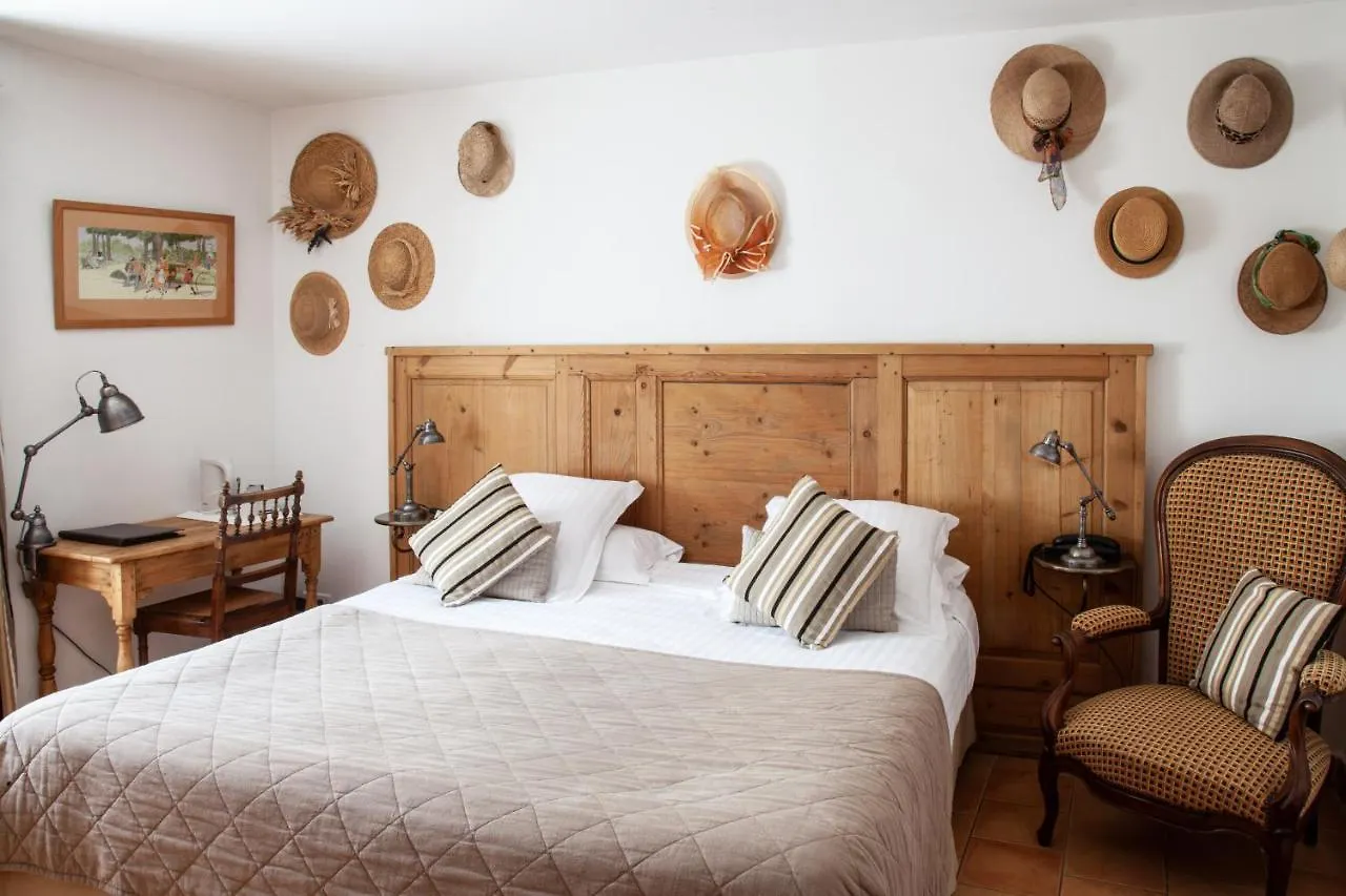 *** Hotel Le Clos Du Buis Bonnieux Frankrijk