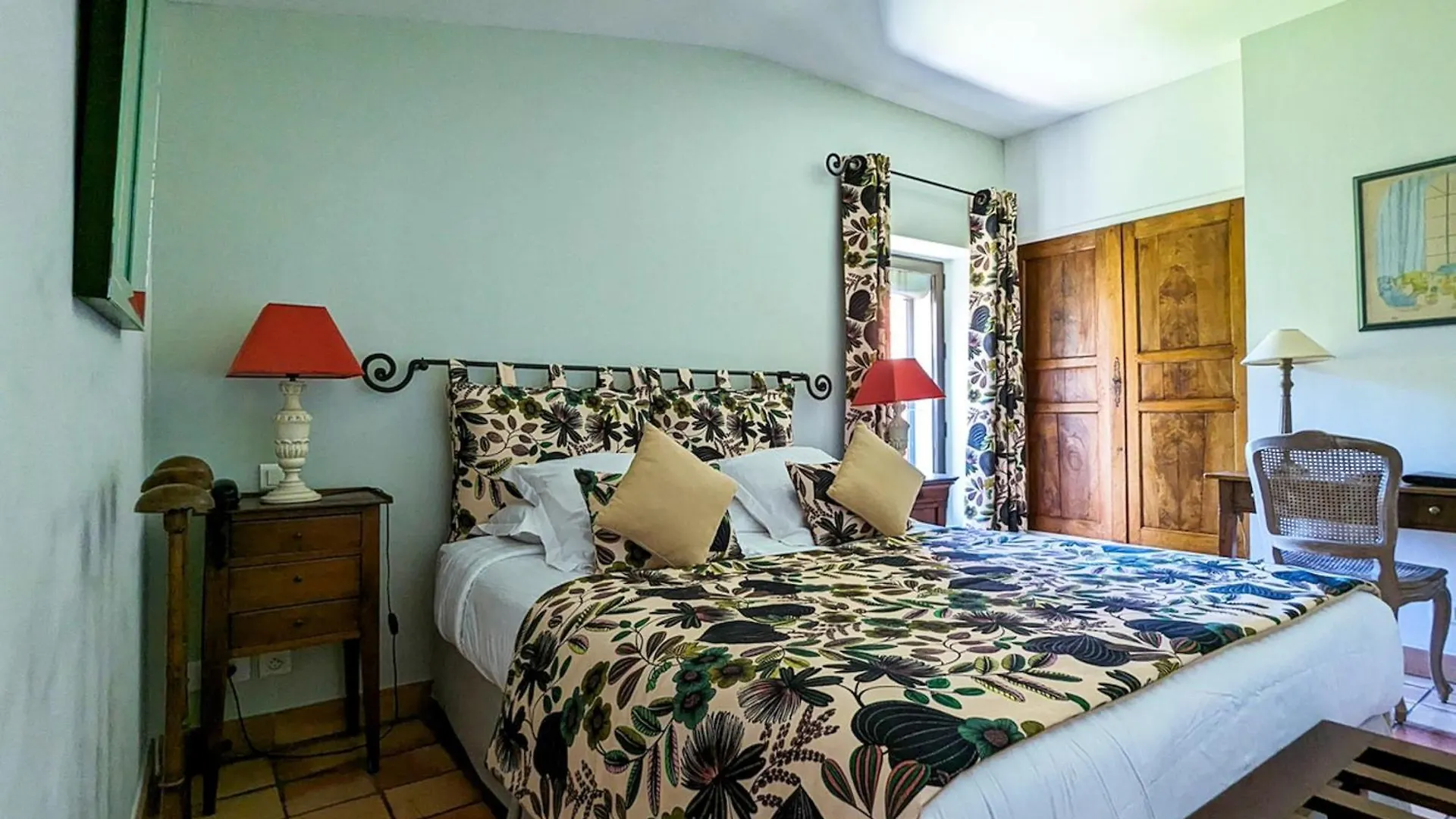 Le Clos Du Buis Bonnieux Hotell